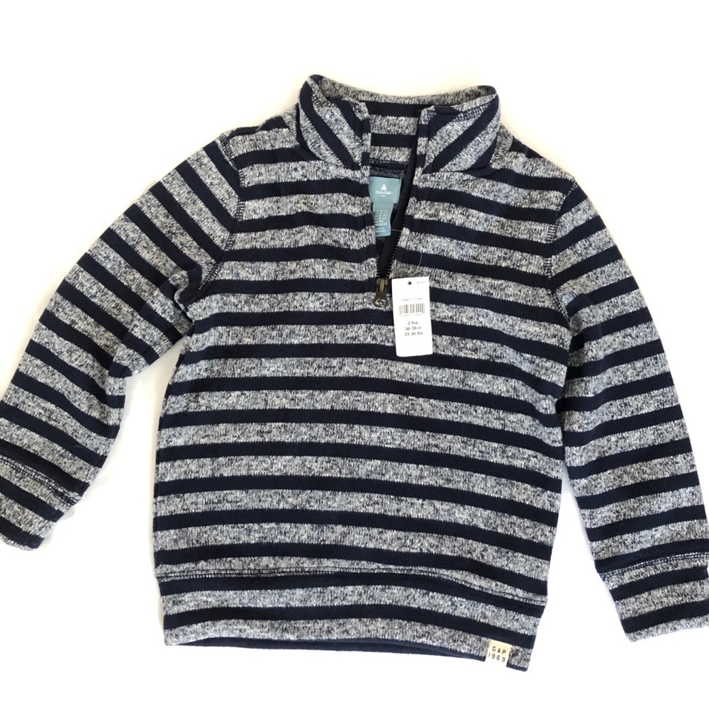 Boy’s Gap sweater 3T